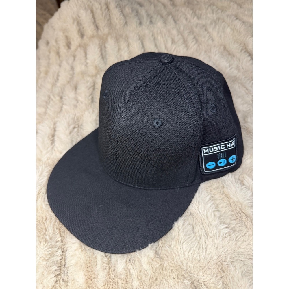 Fashion Music Hat Bluetooth Wireless Speaker Snapback Cap Black Flat Brim Hat